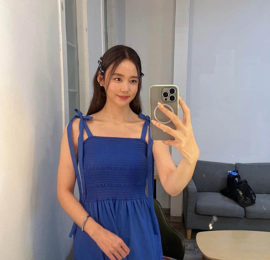 カン・セジョンのインスタグラム：「잠시 놀러갔던 #뷰티앤부티 #blue & #green  즐거웠습니당😊」
