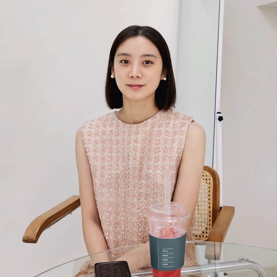 のインスタグラム：「오늘은 아아말고 수박쥬스 🍉」