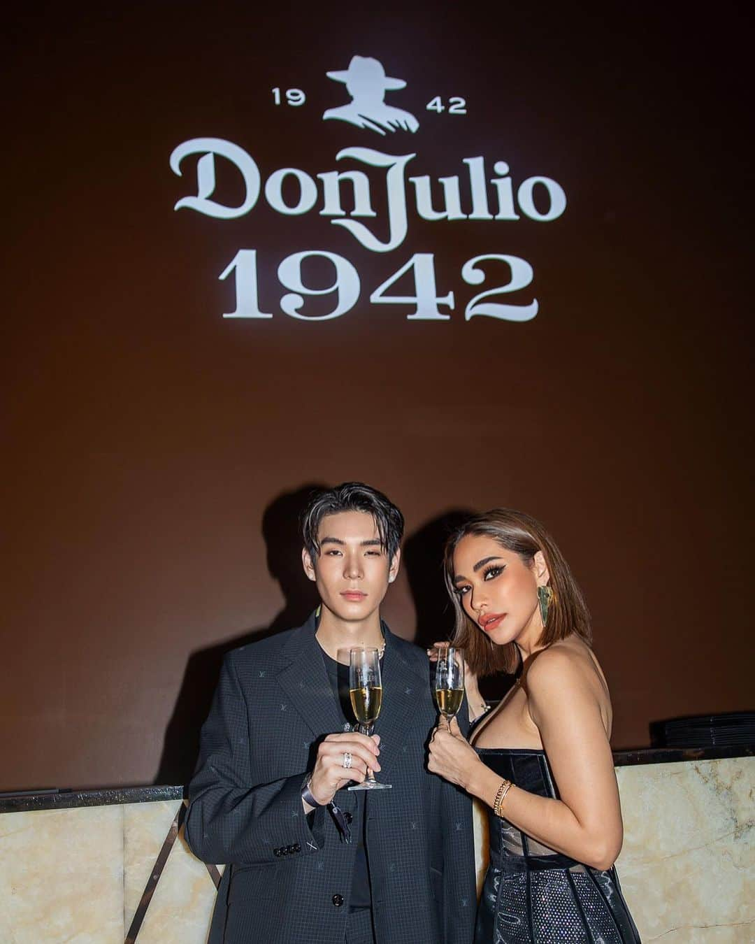 Laila Boonyasakさんのインスタグラム写真 - (Laila BoonyasakInstagram)「🥂🥂🥂🥂#dj1942 #donjulio1942」9月12日 11時18分 - chermarn