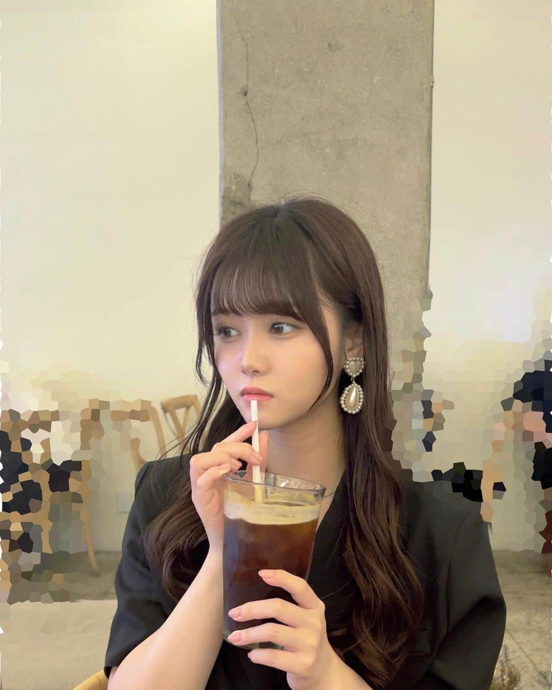 伊藤理々杏のインスタグラム：「どこもコーヒー大きかった☕️  #乃木坂46 #伊藤理々杏」