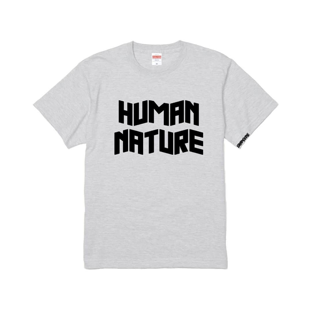 GRAPEVINEさんのインスタグラム写真 - (GRAPEVINEInstagram)「SUMMER SHOW OFFICIAL MERCH.  HUMAN NATURE Tシャツ col グリーン/ネイビー/グレーアッシュ size S/M/L/XL price ¥3,500  ハンカチ 小雀 price ¥1,700  ロゴ テープ price ¥1,300  ポーチ(UD CAMO) price ¥1,600  下敷き(UD CAMO) price ¥500  link in bio  9.14(木) Zepp Shinjuku (TOKYO) 9.17(日) SOUND SHOWER ark清水 9.18(月祝) 大阪城音楽堂  #UB #雀の子 #LITTLESPARROW #ALMOSTTHERE #GRAPEVINE」9月12日 21時00分 - news_grapevine