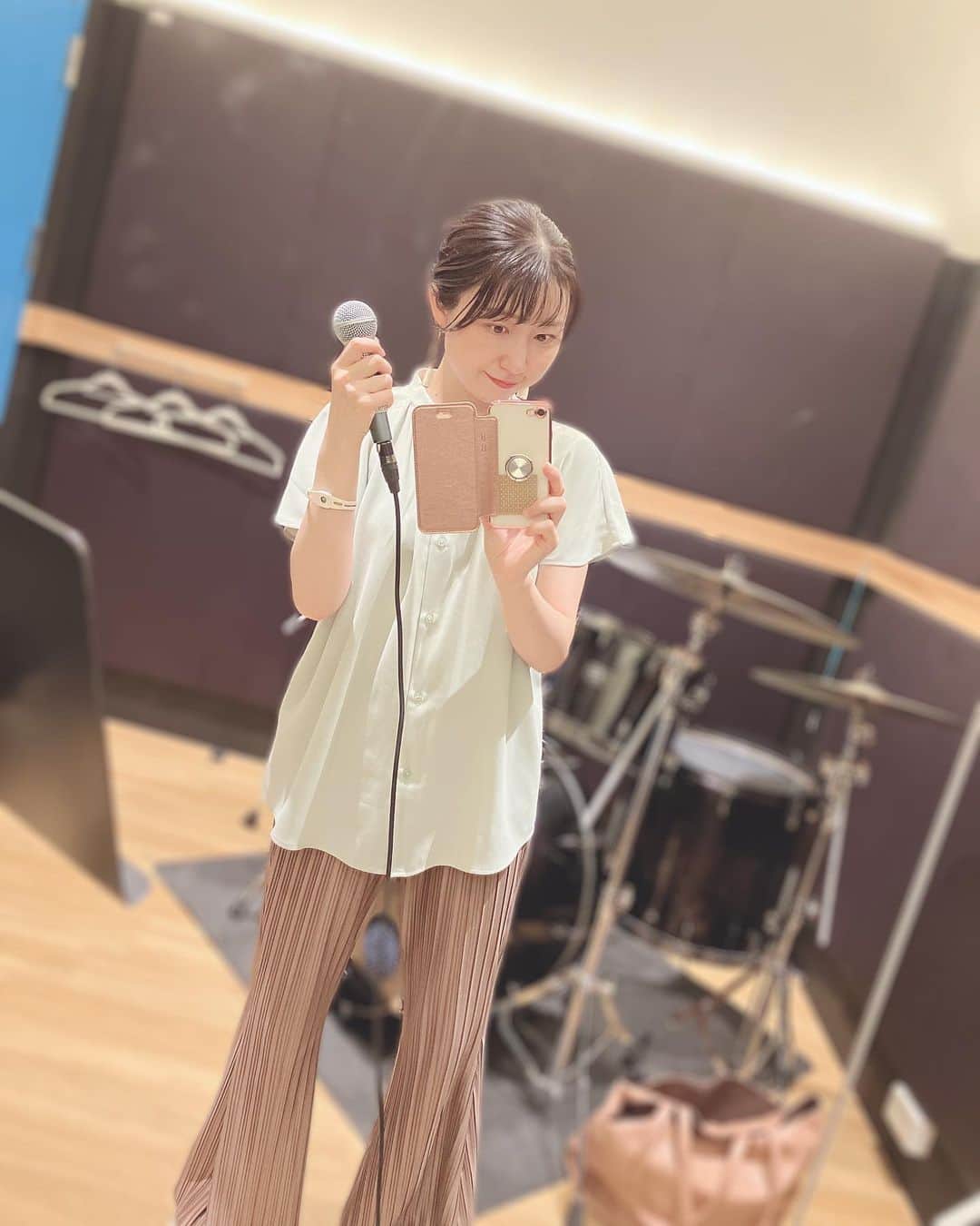 のインスタグラム：「あと2日〜！追い込み✊🔥  9/14は鶴舞Perchでお待ちしています😍  ライブ詳細→ https://x.com/juri_azure/status/1701518254945272155?s=46&t=TwzQ3HW4tzcj9Oe5eavl2A  （または固定の投稿から♪）」