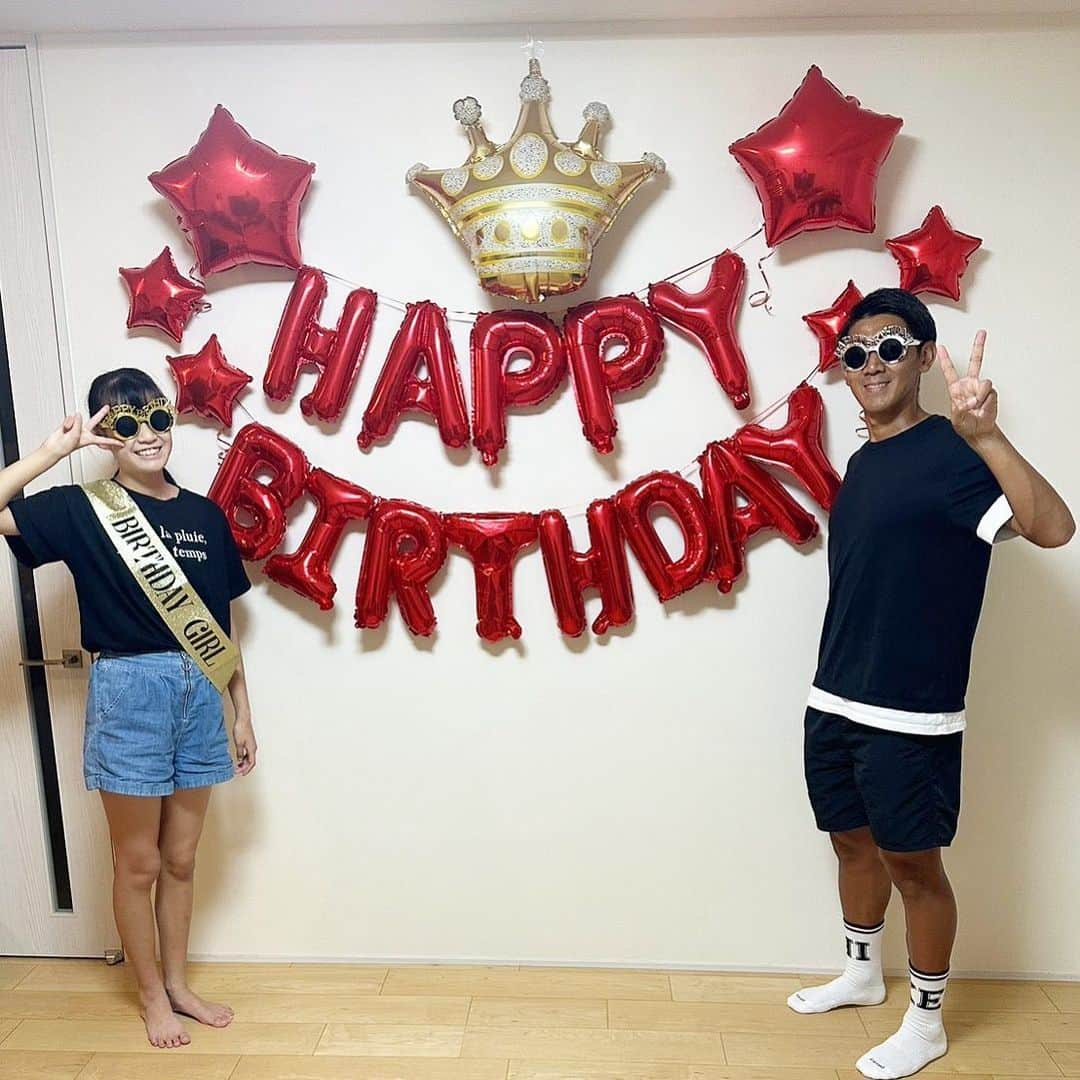 水本裕貴さんのインスタグラム写真 - (水本裕貴Instagram)「_ 長女と共に38歳の誕生日を迎えることが出来ました✨ お祝いのメッセージをくれた方々ありがとうございました🙇 指導者の道に進んで日々学ぶことばかりです。 今後ともよろしくお願いします！ #9月12日生まれ #長女 #スクスク育ってくれてありがとう」9月12日 21時27分 - mizu_4