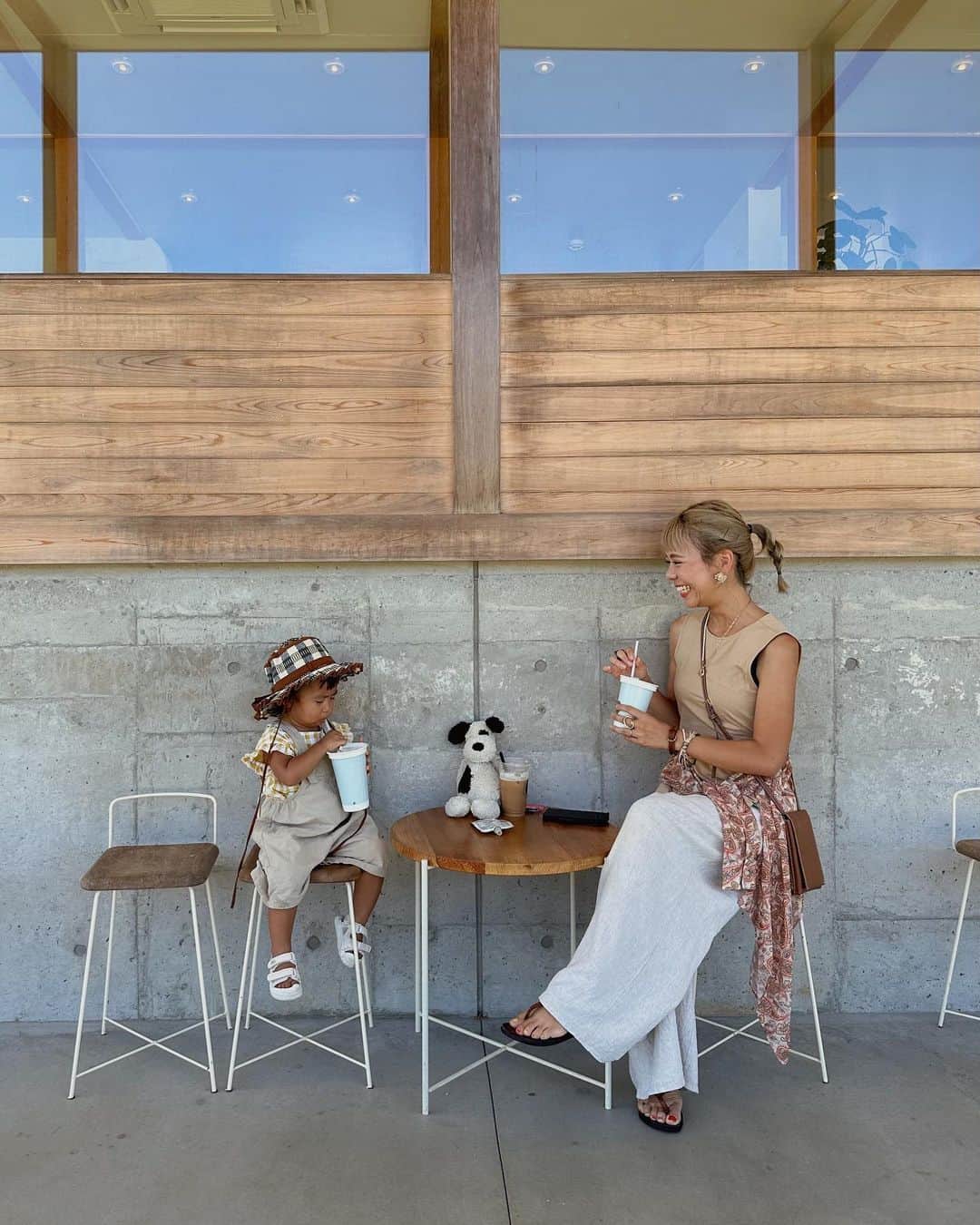 のインスタグラム：「_ 母と娘　1日目の色々🐇  最後3枚しっかりオチ見てね？🍦」