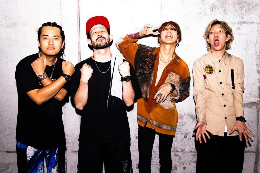 青木カズローのインスタグラム：「SUPER BEAVER、東京ライブ殺影完了。 #写殺」