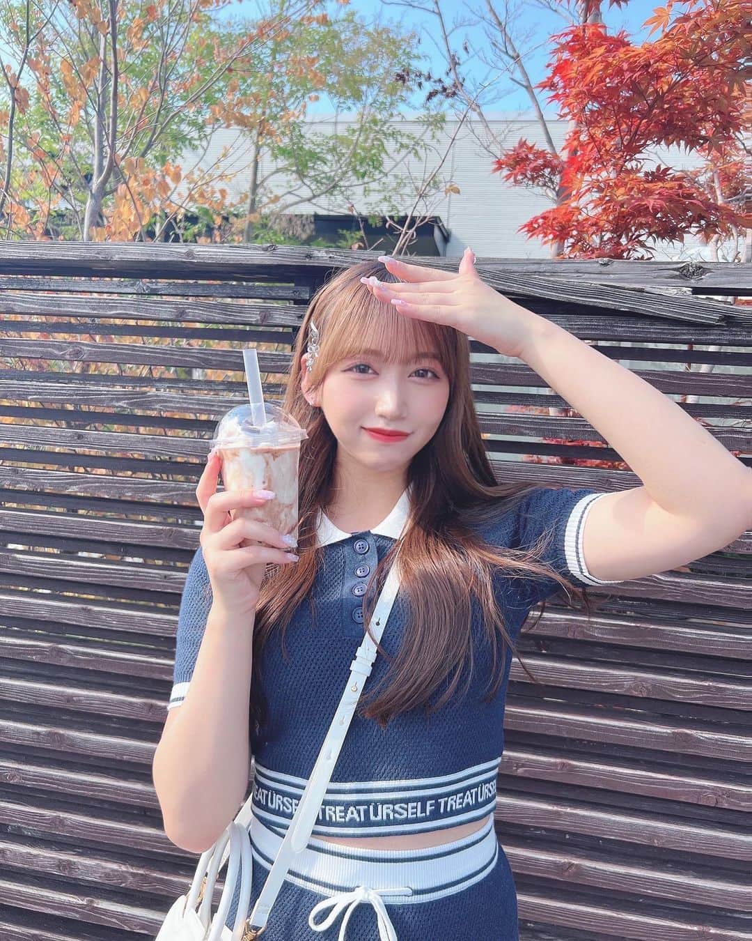 のインスタグラム：「‪✿  9月になったのにまだまだ暑い~🫠   #hinacode #treatyourself #fashion #ootd #05」