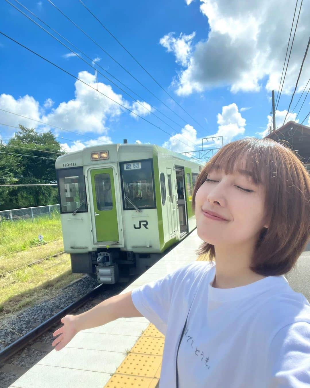 amiさんのインスタグラム写真 - (amiInstagram)「青春18きっぷで青春してきた🛤🫧ずっと行きたかった君の名は。の聖地！長野県の諏訪市行ってきたの🗾. 途中の甲府駅で武田信玄公之像みたり、清里テラス寄ったり、各駅電車の旅のんびりすっごい楽しかった。絶対また行く」9月12日 21時59分 - amidesudoumo