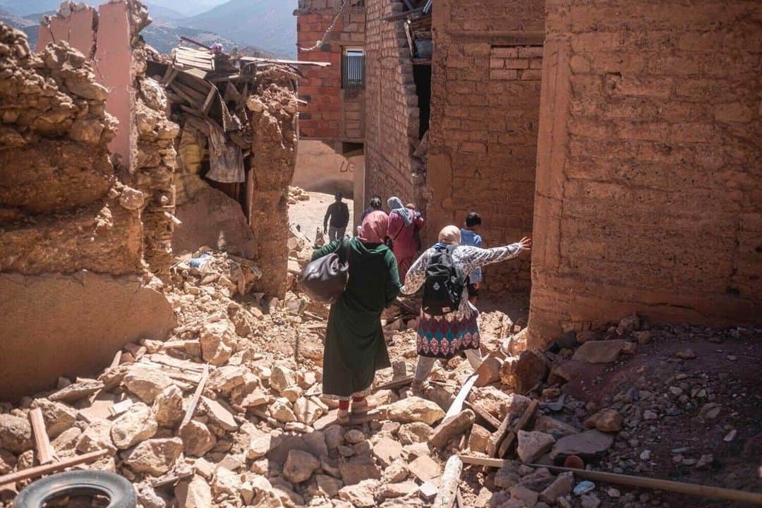 メイム・ビアリクのインスタグラム：「Here’s how to contribute to organizations aiding Morocco's rescue and recovery efforts after the strongest earthquake hit the area in more than a century. May compassion and solidarity shine bright during Morocco's challenging times. Link in bio.」