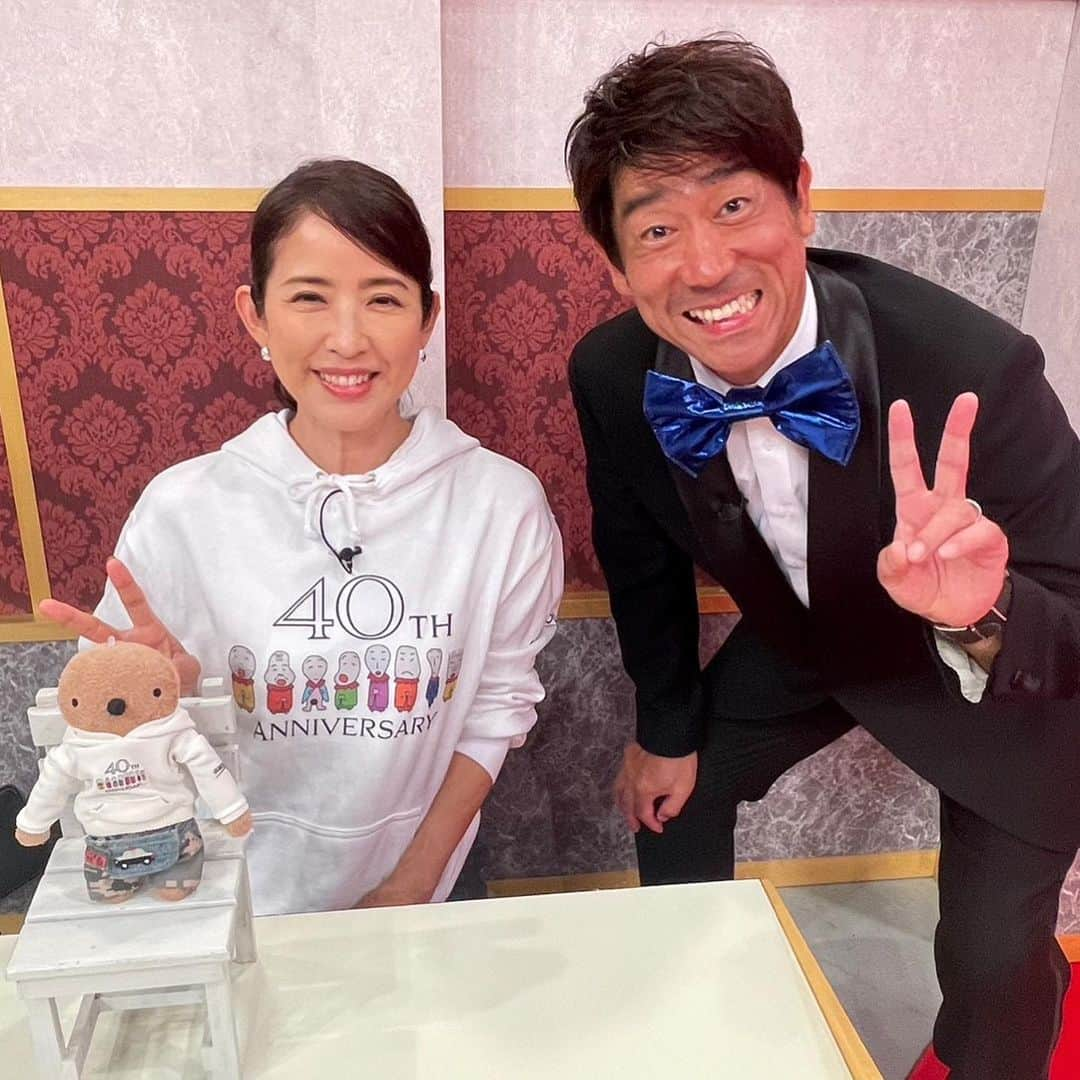 江口ともみさんのインスタグラム写真 - (江口ともみInstagram)「もぐたろうだよ❣️  鑑定団久しぶりに出演したんだけどさ、人形特集楽しかったよ😊  みんな高額査定で良かった良かった✨ステーブ・マックィーンおじちゃん人形は迫力があったよ  かあさんと軍団地蔵パーカーでペアルックで出演❣️ 見逃した人はU-NEXTでも見られるみたいだね😊  これから見るお友達にちょっと見せちゃう感じだけど、オラも喋ってるから見てねー😁💓  #fumofumosan #フモフモさん #もぐたろう#原口あきまささん  #テレビ東京 #開運なんでも鑑定団  #人形鑑定大会 #ミドヴァニィドール  #下口宗美#木彫彩色人形 #スィーブマックィーン等身大フィギュア#五月人形 #神功皇后#武内宿禰 #ビスクドール #A.T#アーテー #ジュモー#ゴーチェ」9月12日 22時09分 - tomomin.eguchi