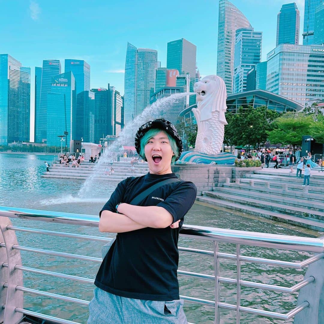 チバニャンのインスタグラム：「Singapore🇸🇬」