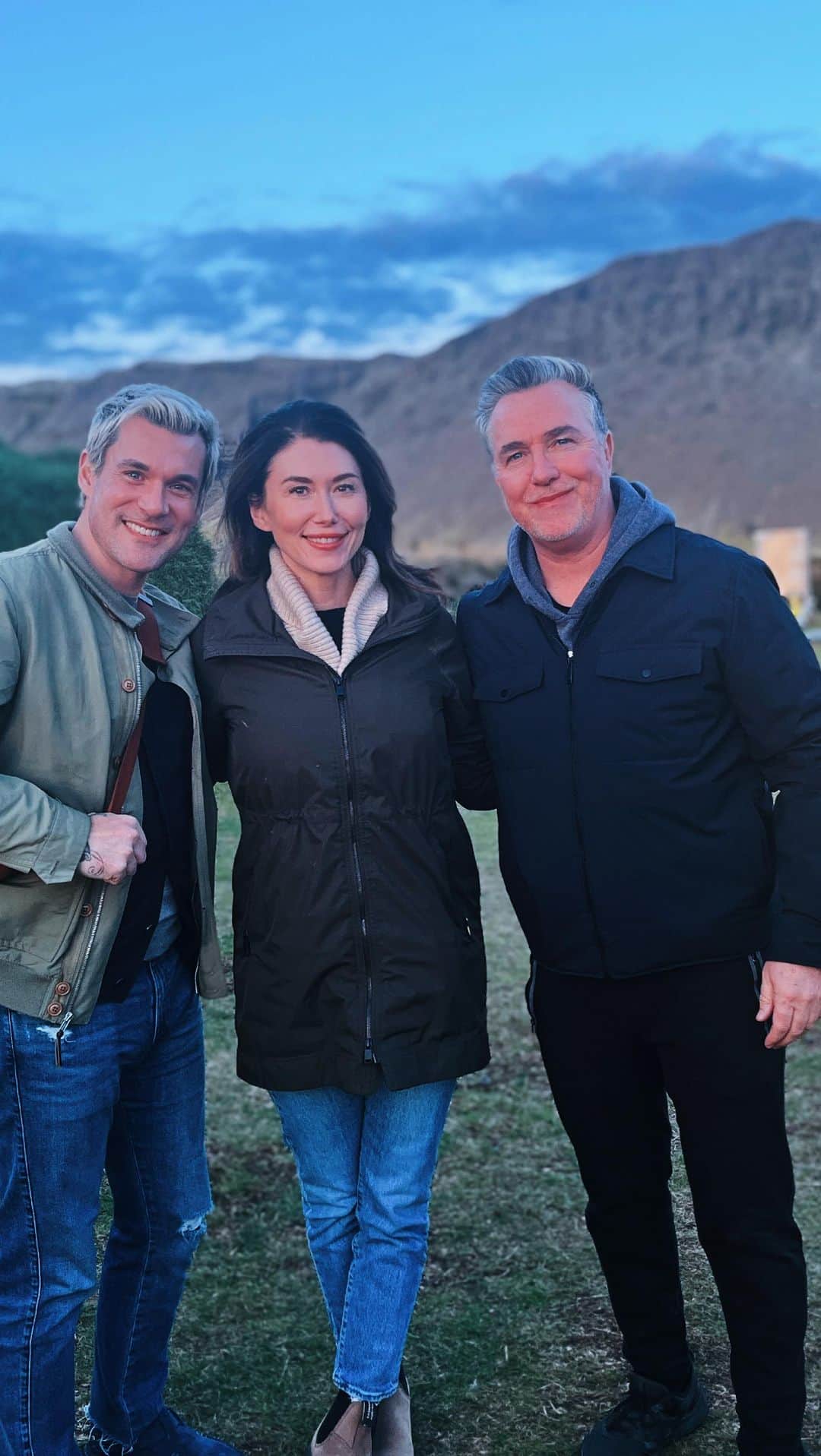 のインスタグラム：「Thank you to Midgard, and to everyone in Iceland for your kindness and for giving me and my BFFs such an unforgettable adventure. Until next time, “SKAL”!!!! 🇮🇸」