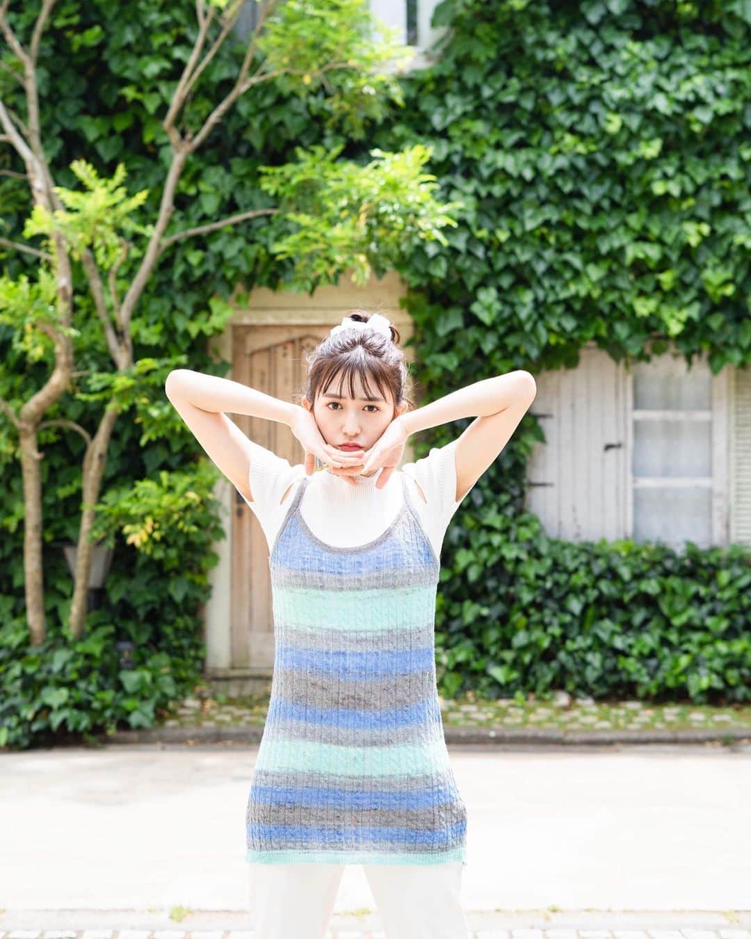 小泉遥香さんのインスタグラム写真 - (小泉遥香Instagram)「￤𝓫𝓵𝓾𝓮...🩵  残るに暑いと書いて残暑！ まさに残暑お見舞い申し上げます！  かき氷食べたい🍧  まだまだ熱中症には気をつけてね✋  ところで青い人、呼んだら来てくれるかな？笑  #青 #小泉遥香 #ボーダー  #idol#blue#fashion #ootd #photo」9月12日 14時23分 - haruka_koizumi_official