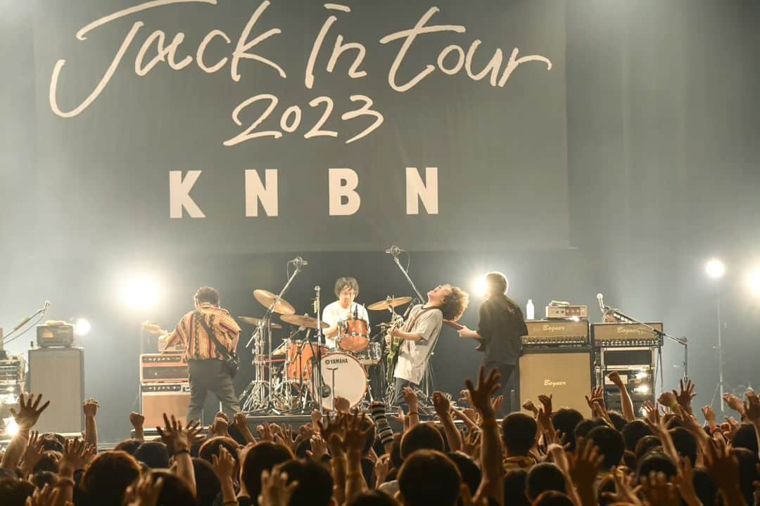 KANA-BOONさんのインスタグラム写真 - (KANA-BOONInstagram)「⁡ ⁡【KANA-BOON Jack in tour 2023】⁡ ⁡⁡ ⁡2023.08.04 なんばHatch ⁡with KEYTALK ⁡⁡ ⁡Thank you 大阪！✨⁡ ⁡⁡ ⁡photo by @azusatakada_photographer ⁡⁡ ⁡⁡⁡ ⁡#KEYTALK  ⁡#KANABOON⁡ ⁡#KBジャックインツアー ⁡」9月12日 16時32分 - kanaboon_official_insta