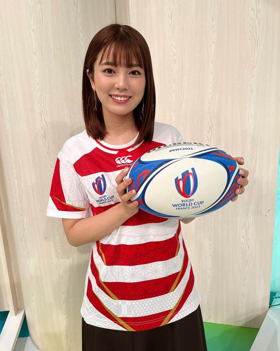 黒田みゆさんのインスタグラム写真 - (黒田みゆInstagram)「先週開幕したラグビーW杯🏉 細かいルールなどはまだまだ勉強中ですが、とにかく鍛え抜かれた肉体同士がぶつかり合う迫力にただただ圧倒され魅了されております…！！🔥  DayDay.でも占いコーナーで毎日日本代表選手をご紹介していますのでそちらもご注目ください☺️  #私も毎日飛んだり跳ねたりしております」9月12日 17時20分 - _miyu_kuroda