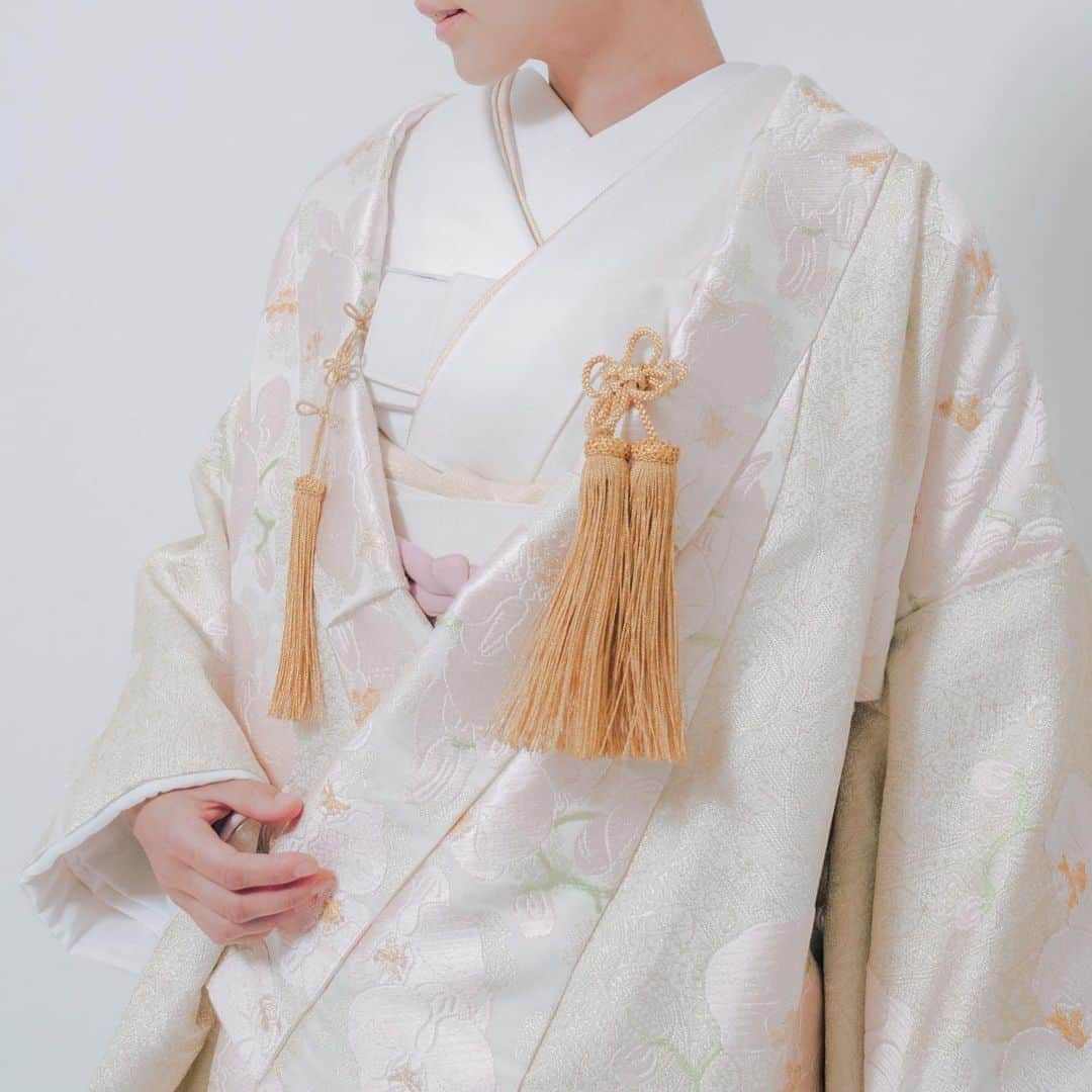 CUCURUのインスタグラム：「火・水曜、お店は定休日です⚘  ご都合により他の曜日のご来店が難しい方にはご案内をしております。  お気軽にご相談くださいませ。」
