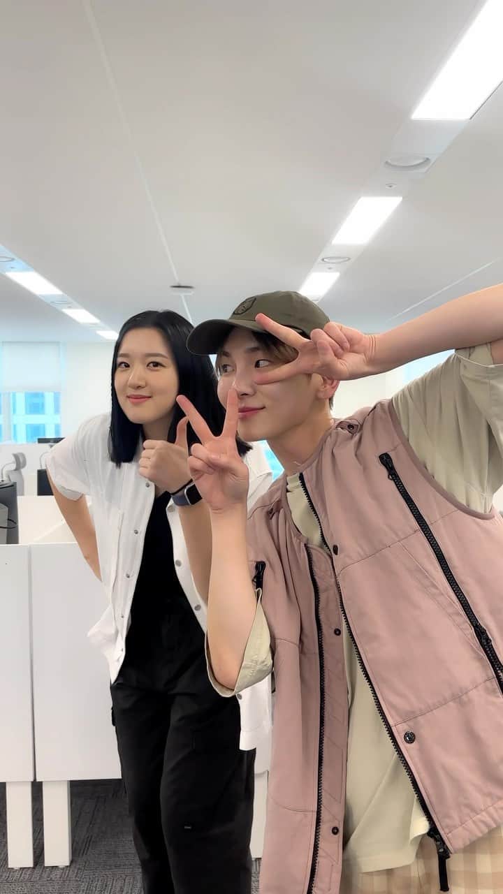 SHINeeのインスタグラム：「[공지] KEY X 이다현 'Good & Great' 챌린지 공개   #KEY #키 #SHINee #샤이니 #Good_and_Great  #KEY_Good_and_Great #Good_and_Great_Challenge #굿앤그레이트챌린지 #SHORTee  #LEEDAHYEON #이다현 @bumkeyk @dahyeon_1210」
