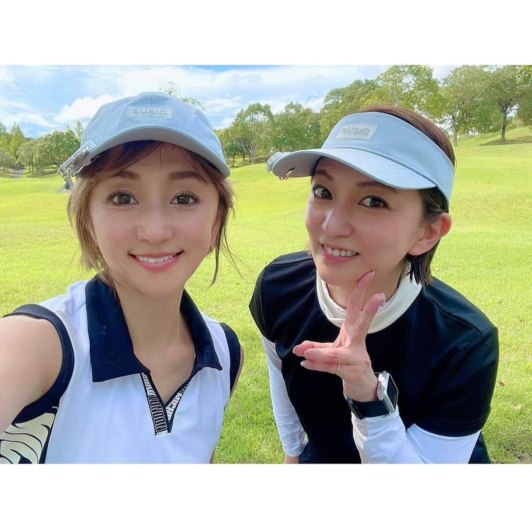 柑谷あゆみさんのインスタグラム写真 - (柑谷あゆみInstagram)「KONANちゃんと久々ラウンド⛳️ ♡まだまだ暑かった☀️ ドライバーが全然当たらなくて、18番ホールが1番よかったょ🥹  #富士市原ゴルフクラブ  #エンジョイゴルフ #michikolondon  #susic #ゴルフウェア  #ゴルフ女子 #golf  #golfing  #golflife  #golfgirl  #instagolf  #golfer #골프 #골프웨어 #กอล์ฟ  #ゴルフコーディネート #ゴルフファッション #ゴルフ好きな人と繋がりたい」9月12日 18時18分 - kantani_ayumi