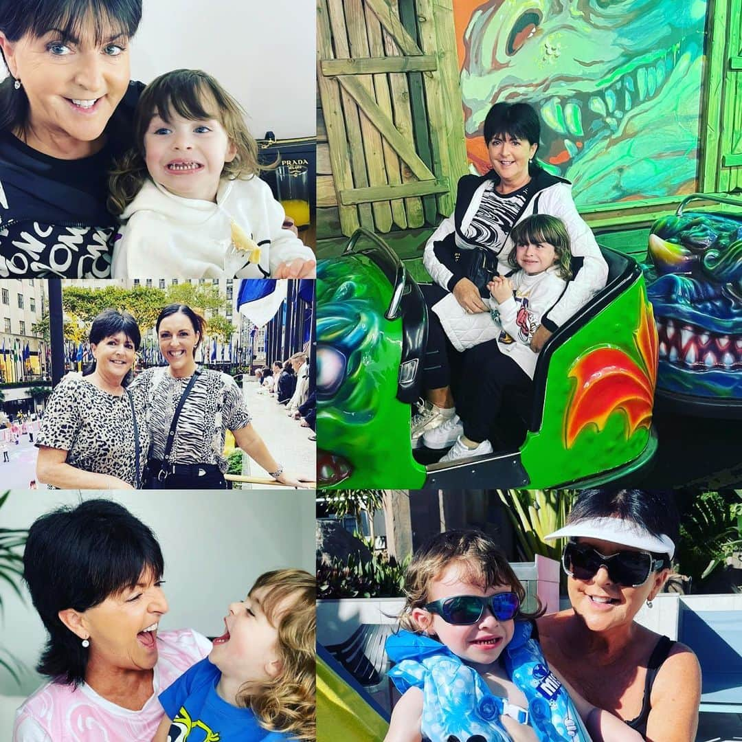 ジェナ・マッコーケルのインスタグラム：「Happy Birthday the the best mum and Nannie out there! Lucky to have you as my mum and best friend! Thank you for all you do for us! Love you lots 🤩🥳❤️🎈💕」