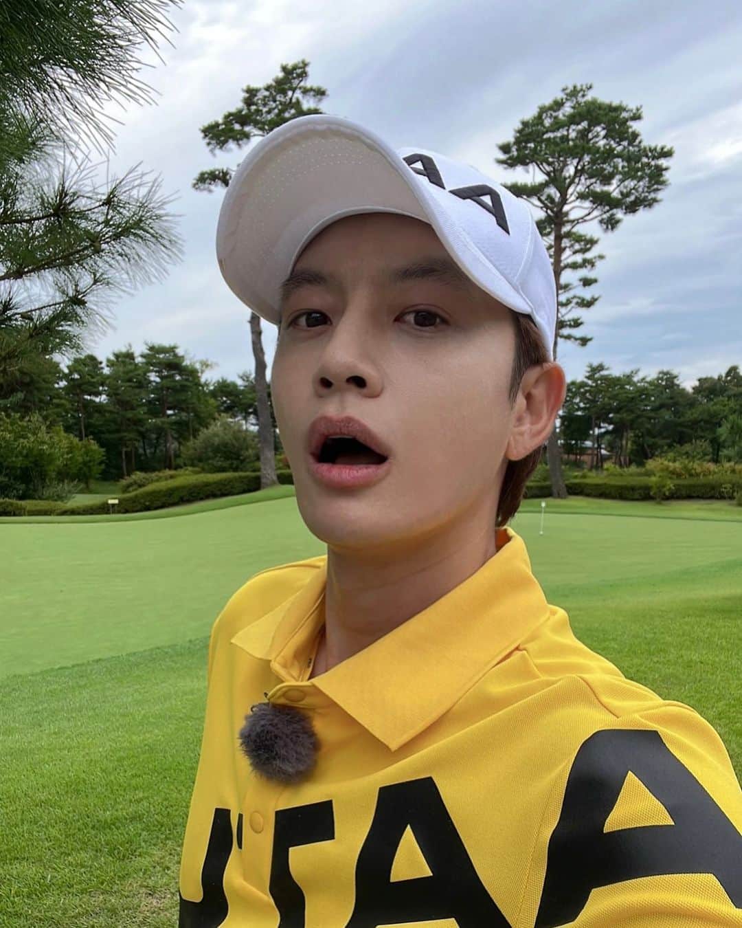 SE7ENのインスタグラム：「#세븐의골프7래 ⛳️ #좋댓구알💚 #linkinbio👆」