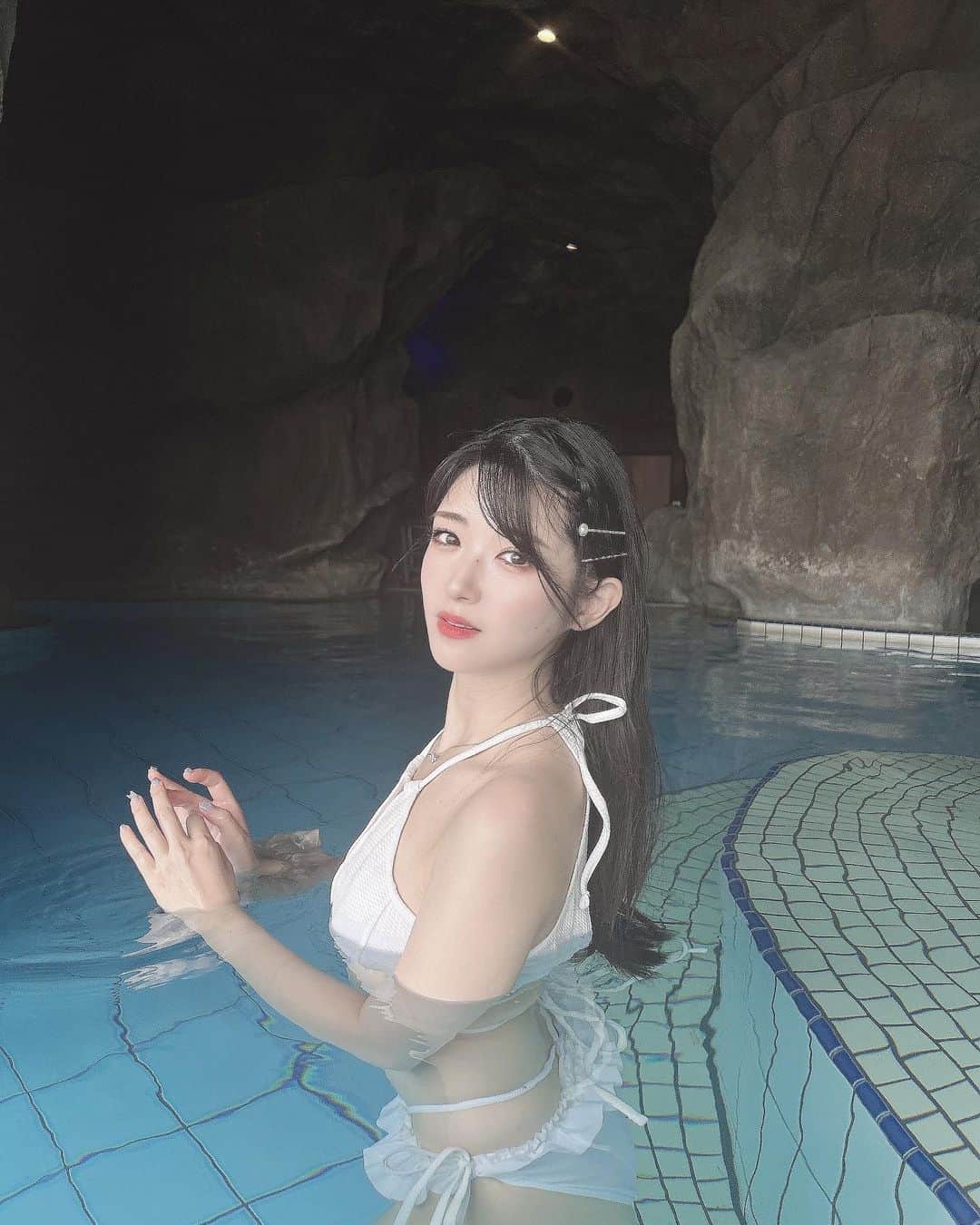 れみぱんのインスタグラム：「9月の予定をたくさん入れてるからあっという間に10月になりそう🐬どうしよう。」