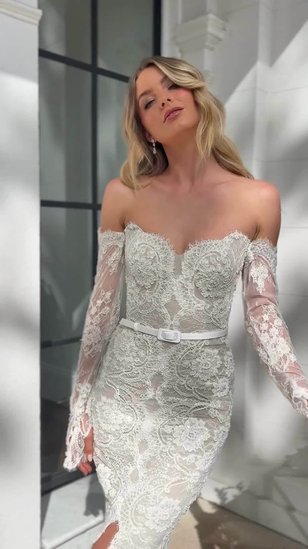 のインスタグラム：「Embark on a journey into the realm of bespoke elegance with STEVEN KHALIL couture and our exclusive in-house collections.⁣ #stevenkhalilbride #stevenkhalil」