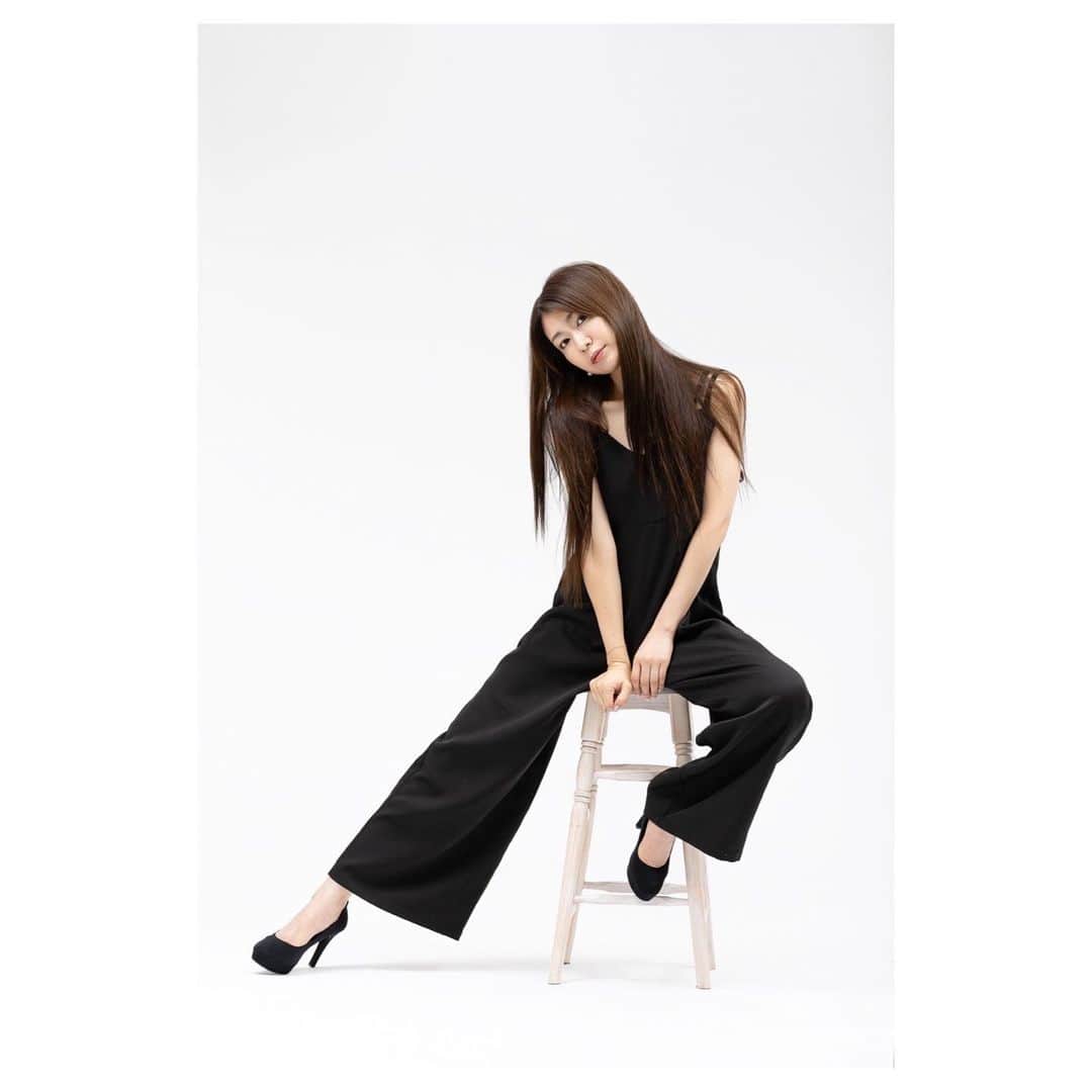 愛聖りさのインスタグラム：「. ❶  #model #shooting #photo #profilepic」