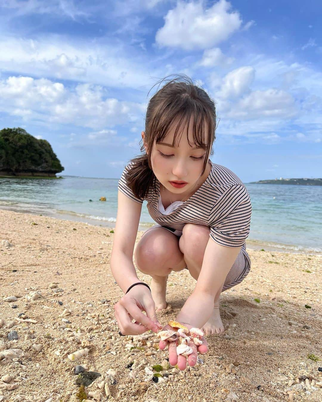 神谷侑理愛さんのインスタグラム写真 - (神谷侑理愛Instagram)「🌴🌺✨ ⁡ 今年初の海は沖縄だったんだ.💖 ⁡ 皆さんの今年初海はー？？ ⁡ ⁡ #沖縄 #海 #ビーチ #ホワイトビーチ #砂浜 #水着」9月12日 19時38分 - yuria_kamiya