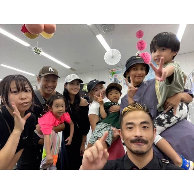 NON-Pさんのインスタグラム写真 - (NON-PInstagram)「楽しい土曜日をありがとう🩷🩵🤍💚💛  子供がたちが楽しそうで、何もより☺️  色々と、とんとん拍子に進んで見えて来たので、  『会いたい人たちには会いに行く』 『恩をしっかり返す』  精神で、毎日を悔いなく過ごそうと思います。  みんな、大好き❤ ありがとう❤️  #friend #みんな大好き #ありがとう #❤️」9月12日 19時40分 - nonp_mam