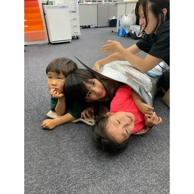 NON-Pさんのインスタグラム写真 - (NON-PInstagram)「楽しい土曜日をありがとう🩷🩵🤍💚💛  子供がたちが楽しそうで、何もより☺️  色々と、とんとん拍子に進んで見えて来たので、  『会いたい人たちには会いに行く』 『恩をしっかり返す』  精神で、毎日を悔いなく過ごそうと思います。  みんな、大好き❤ ありがとう❤️  #friend #みんな大好き #ありがとう #❤️」9月12日 19時40分 - nonp_mam