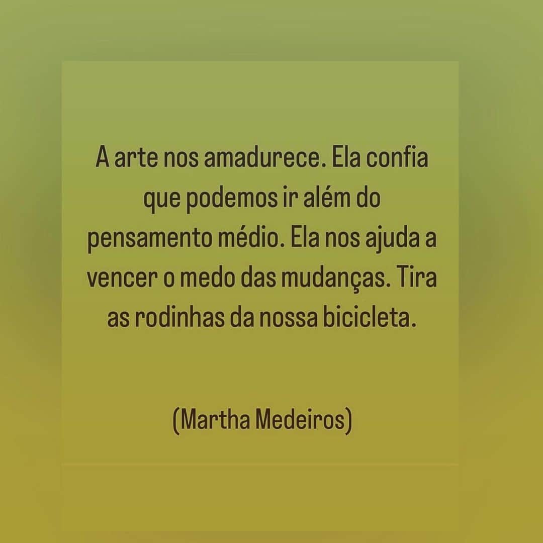 massaferaのインスタグラム：「Bom dia ☀️ sabe quele brilhinho que cintila a alma !? Então se alimente dele ✨😉」