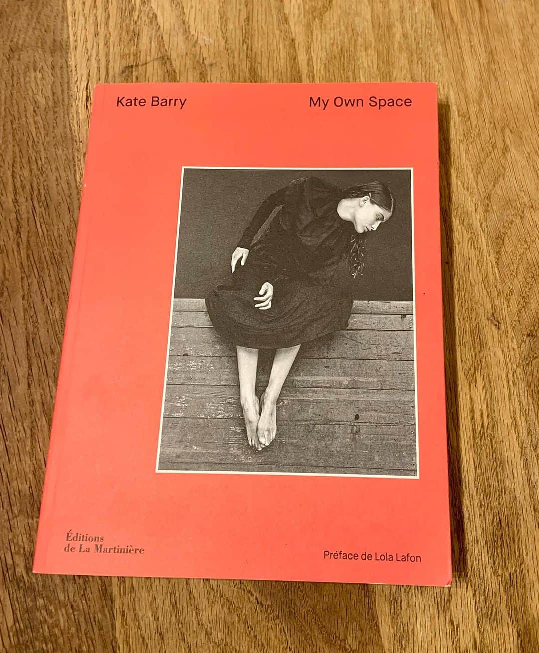 ルー・ドワイヨンのインスタグラム：「Le nouveau livre de maman est sorti ! Kate Barry ❤️ My Own Space @ La Martinière」