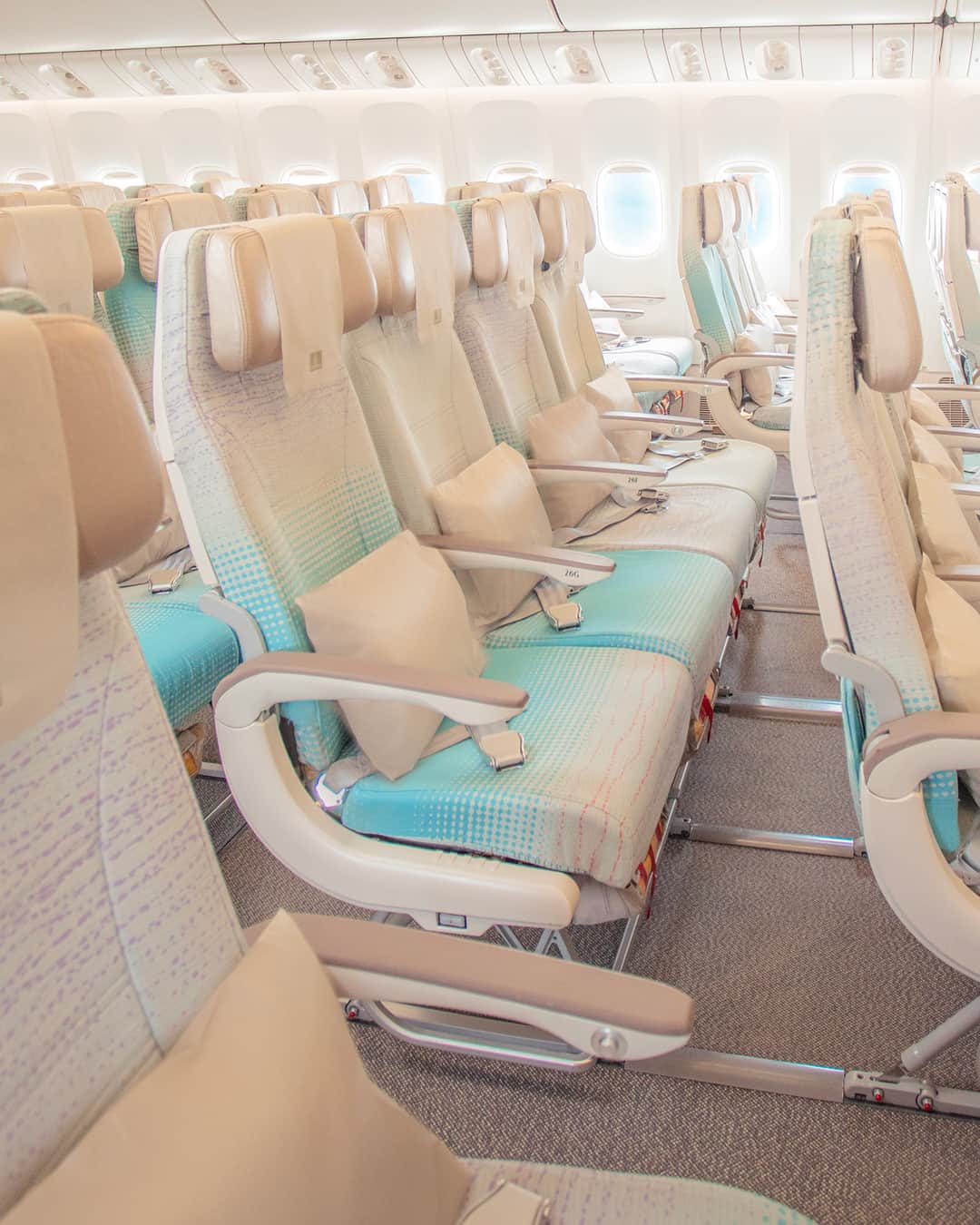 エミレーツ航空さんのインスタグラム写真 - (エミレーツ航空Instagram)「There's a right seat for every adventure. 🌎   #Emirates #FlyBetter」9月12日 20時00分 - emirates