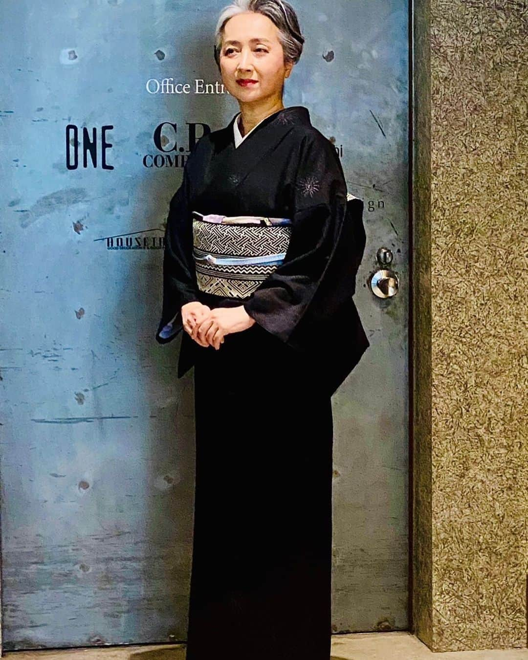 近藤サトさんのインスタグラム写真 - (近藤サトInstagram)「#結城紬　#奥順　#kimono #こぎん刺し」9月12日 20時03分 - sato_greyhair