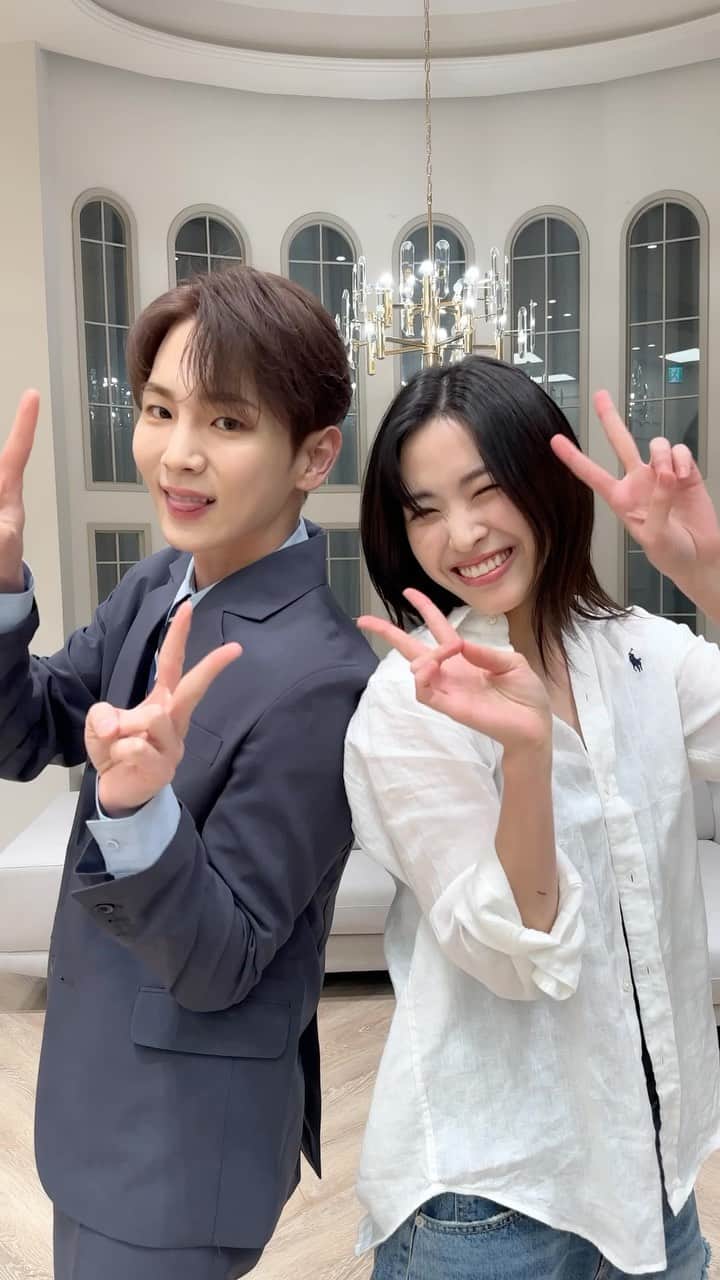 SHINeeのインスタグラム：「[공지] KEY X 류진 ’Good & Great‘ 챌린지 공개   #KEY #키 #SHINee #샤이니  #Good_and_Great  #KEY_Good_and_Great #Good_and_Great_Challenge #굿앤그레이트챌린지 #SHORTee  #RYUJIN #류진 #ITZY #있지  @bumkeyk @itzy.all.in.us」