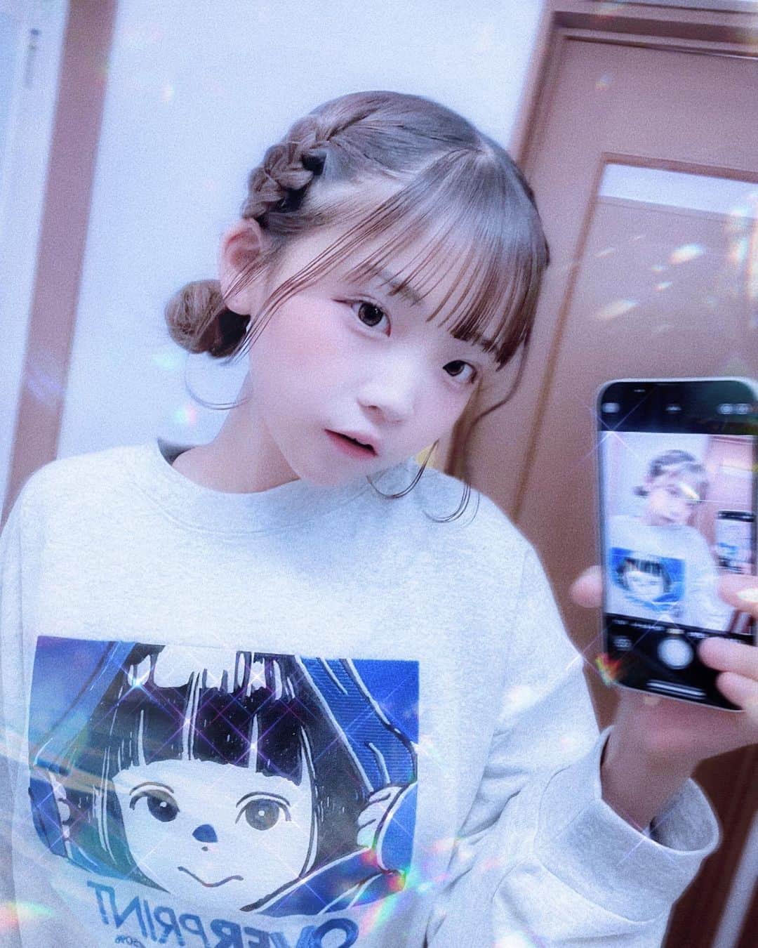 世古乙羽さんのインスタグラム写真 - (世古乙羽Instagram)「今日から前髪伸ばします！！宣言 たくさんわかめ食べます🌿 オサレになる( ¯ᵕ¯ )‪( ¯ᵕ¯ )( ¯ᵕ¯ )  てかこのお洋服かわいすぎるやろー🤦🏻‍♀️🤦🏻‍♀️🤦🏻‍♀️  Starting today, I will grow my bangs to look more mature and to become a fashionable older sister! 😂 Please support us 💁🏻‍♀️ I eat a lot of seaweed! 🌿  从今天起，我要把刘海留起来，让自己看起来更成熟、更时尚😂！ 请大家多多支持我们💁🏻‍♀️ 我吃了很多海带🌿   #高一ミスコン  ・ ・ ・ ・  #idol   #coordinate #girl  #女子高生ミスコン  #Dance #longhair #photooftheday #instagood #nofilter  #pierce #instacool #beautiful #happy #beach #hair #fashion #cute #tbt #selfie #instadaily #nature #smile #igers  #世古乙羽#taiwan #taipei #travel  #photography #instagood  #loveshayari」9月12日 20時14分 - sekootoha