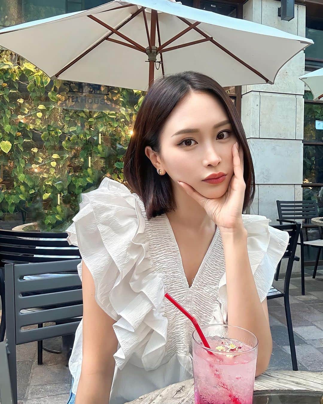 福江菜々華のインスタグラム：「☕️ . お気に入りのネックレス無くした😵‍💫」