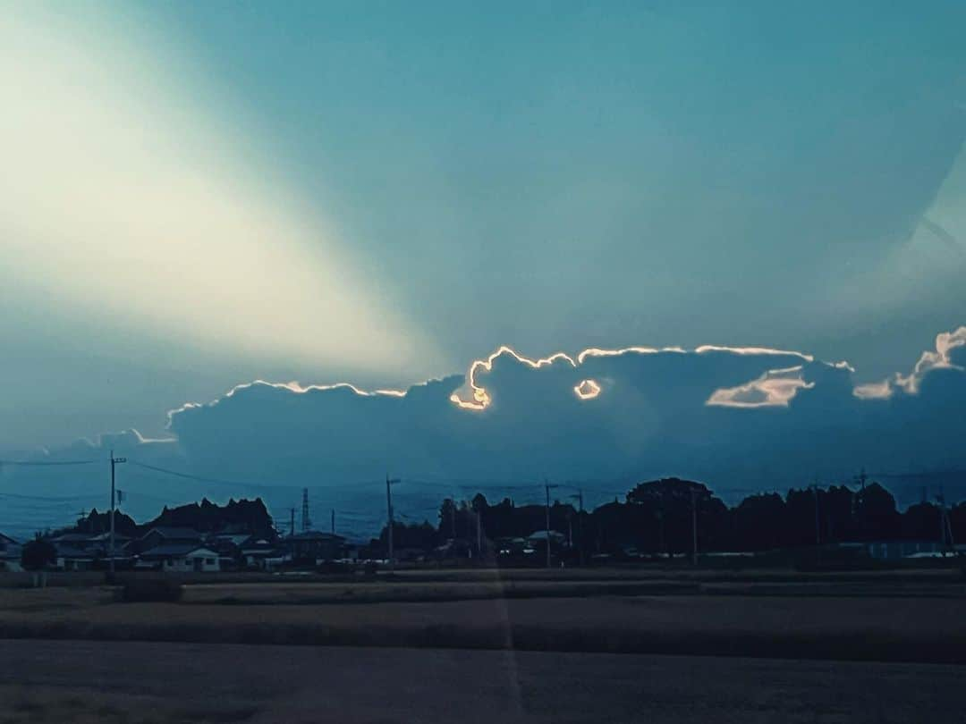 リリーさんのインスタグラム写真 - (リリーInstagram)「魔王感あってカッコいいから、恥ずかしながら撮ってしまった写真」9月12日 20時53分 - mtrzlily