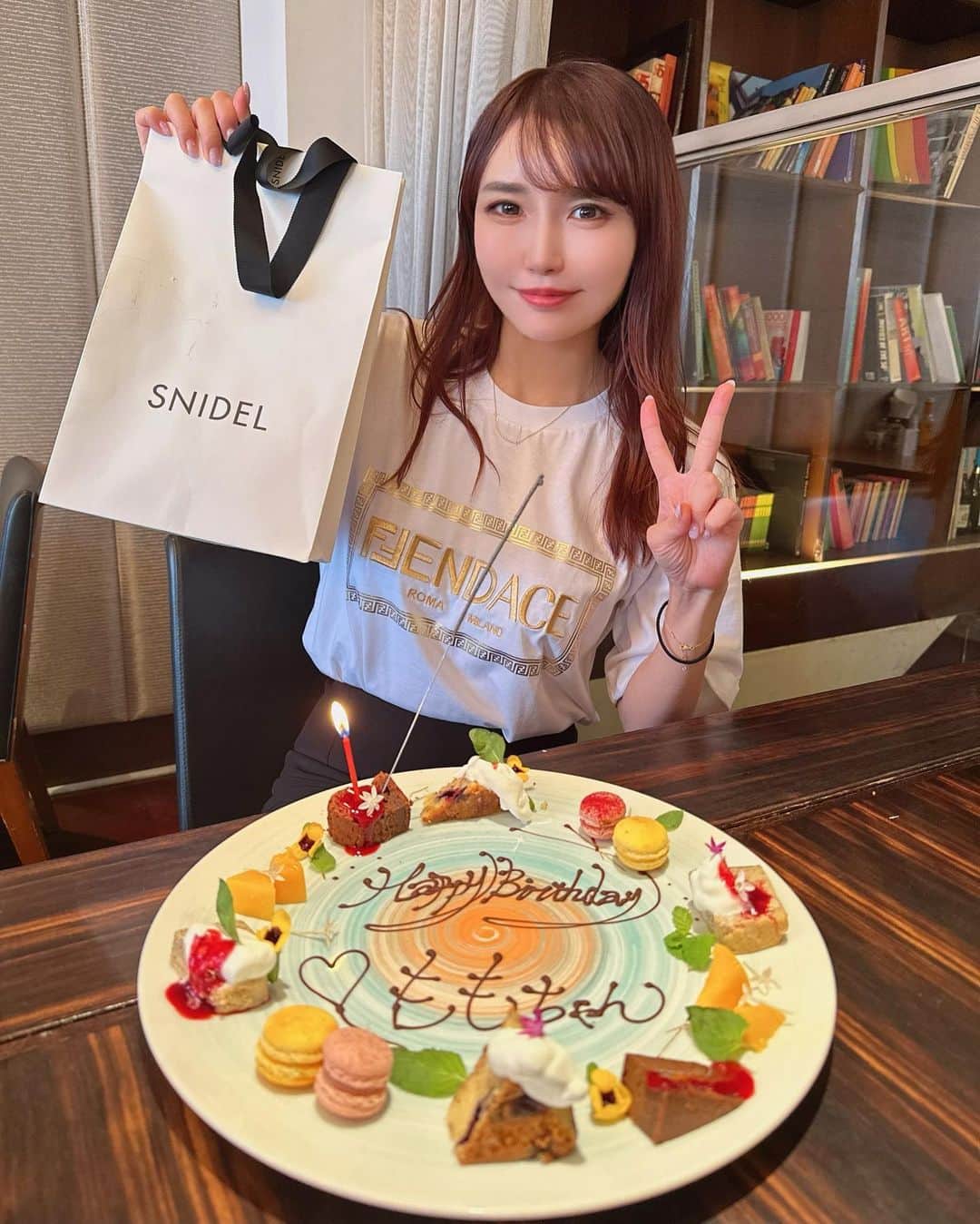 momoのインスタグラム