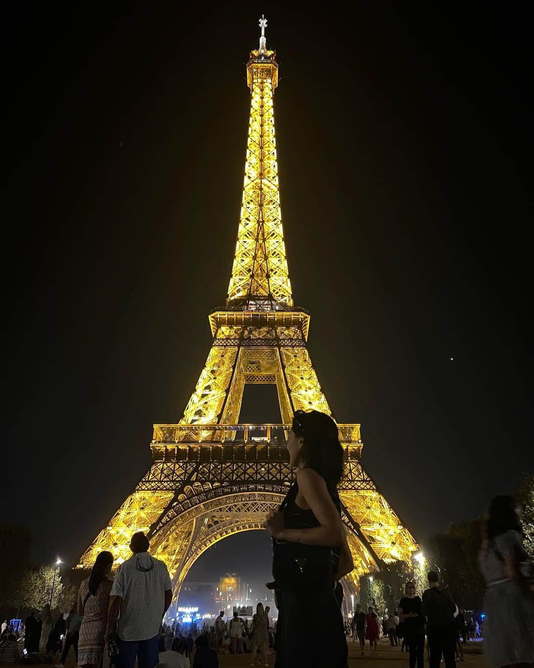 のインスタグラム：「PARIS🌙」