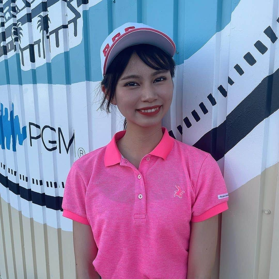 竹村佳奈さんのインスタグラム写真 - (竹村佳奈Instagram)「GTバーディーズカップ2023　8月特別大会 KOSHIGAYA GOLF CLUB  ご参加いただきました皆様 ありがとうございました😊🫶  やっと、ベストスコア更新できて 嬉しすぎました😭 一緒にまわってくださったチームの皆さんの おかげです🫧  今回はBBQ🍖のイベントもあって たくさんの方々とお話しできて とっても楽しかったです！ ありがとうございました🤍」9月13日 6時37分 - takemura__kana