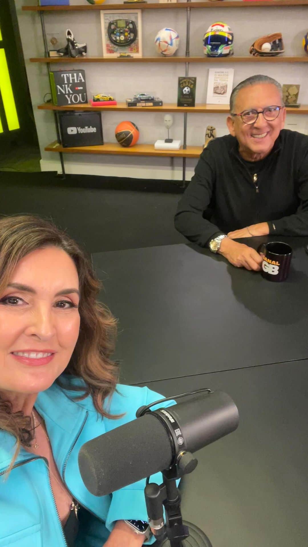 ファチマ・ベルナルデスのインスタグラム：「Adorei ser entrevistada pelo @galvaobueno pro canal dele. Uma conversa cheia de boas histórias que vivemos ao longo de muitas coberturas esportivas.」
