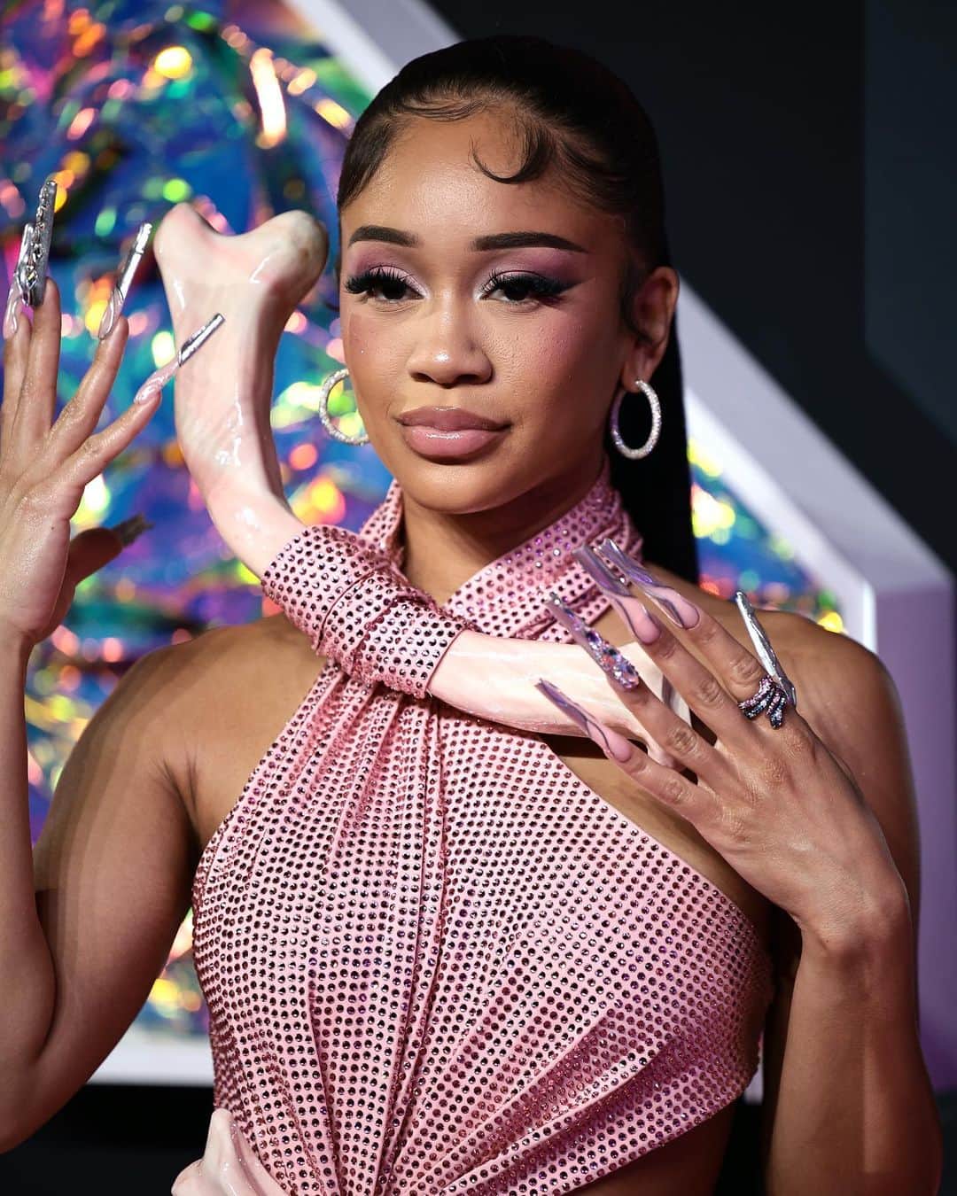 Just Jaredさんのインスタグラム写真 - (Just JaredInstagram)「Saweetie gives off Flintstones vibes in her Area dress while walking the VMAs pink carpet. She's hosting the pre-show! More photos on JustJared.com. 🦴  #Saweetie #VMAs #MTVVMAs #VMAs2023 Photos: Getty」9月13日 7時11分 - justjared