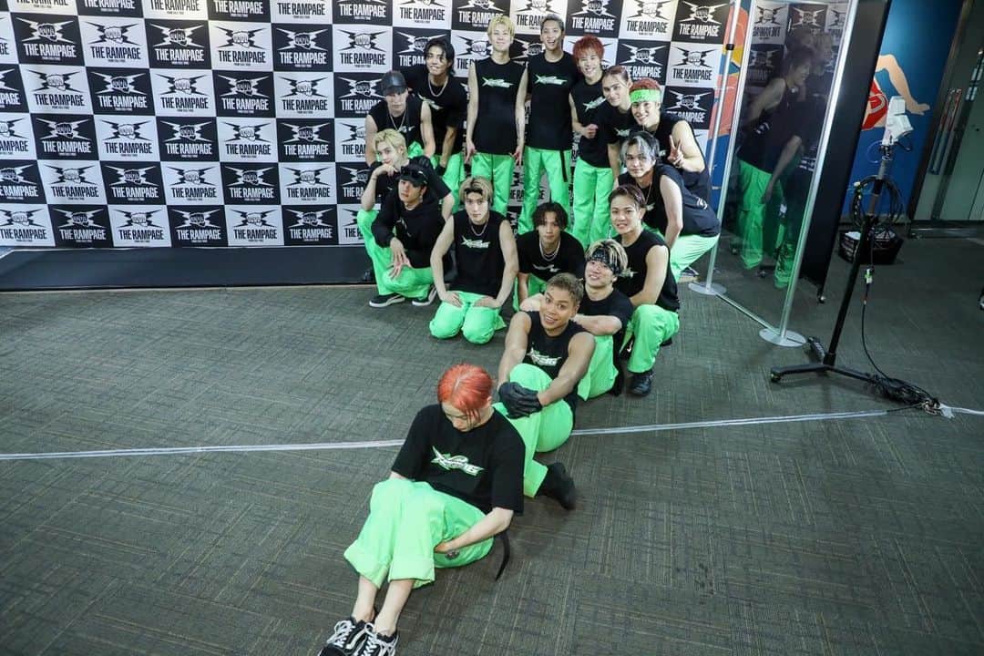 Rikuのインスタグラム：「9th anniversary👍  #ランペまだまだこっから #LDH魂で頑張ります #9歳 #まだまだ若造 #挑戦し続けます」