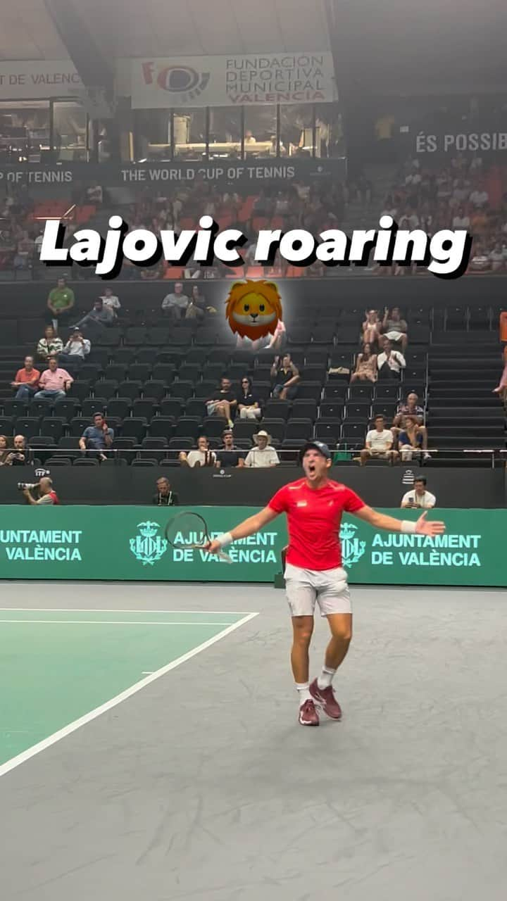 ドゥシャン・ラヨビッチのインスタグラム：「@dutzee gets the first point for Serbia after defeating Hong Seong-chan 6-4, 7-6 🦁  #DavisCup」