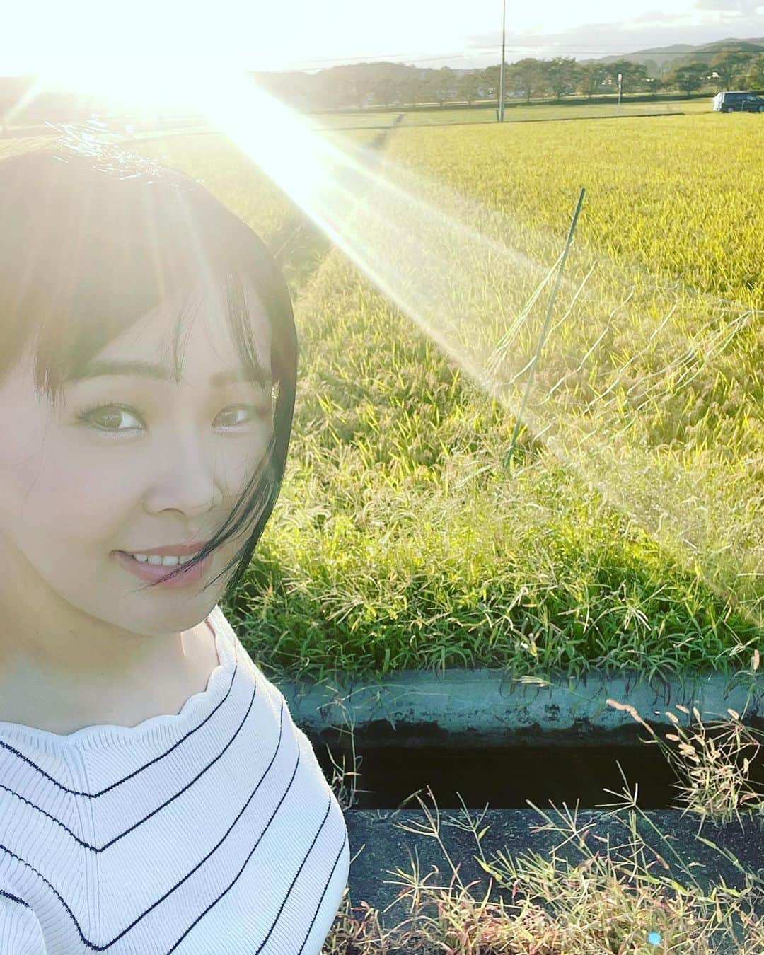 ななえ（キラキラ関係）のインスタグラム：「岡山県は美作市に帰っておりました🍑 自然パワーをチャージ👩🏻‍🌾 虫めっちゃ多い🐝 自分がどれだけ色々な人達に守られながら、アラフォーになったのかを思い知った23’帰郷でした。  #そして #また太った #お母さんに太り過ぎと怒られた #母親って本当に大変」
