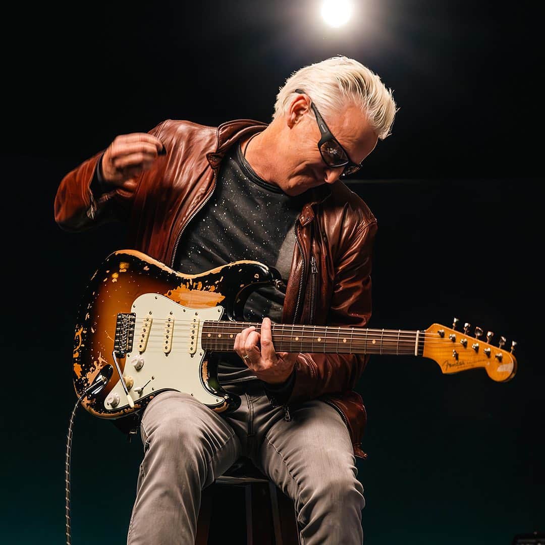 Fender Guitarさんのインスタグラム写真 - (Fender GuitarInstagram)「Introducing the Mike McCready Stratocaster, created in partnership with @PearlJam's founding member @mikemccreadypj. Inspired by his cherished 1960 Stratocaster, it features custom pickups voiced to emulate McCready's signature tone, a six-point tremolo, alder body with a Road Worn finish and more. Get your own at the link in bio.」9月13日 0時52分 - fender