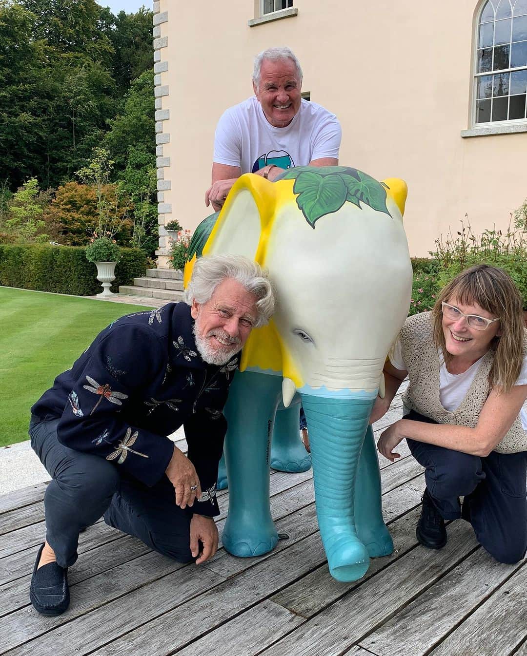 U2さんのインスタグラム写真 - (U2Instagram)「Bid for your chance to own a stunning 4-foot-tall elephant decorated and signed by Adam Clayton in collaboration with artist @debbiechapmanart.  The piece titled 'All At Sea' was created with mental healthy charity @elephantintheroommovement to encourage people to speak out about mental health issues. All profits from the sale will go to the @samaritanscharity Ireland. The auction ends 8pm on Fri 6th Oct 2023.」9月13日 1時01分 - u2
