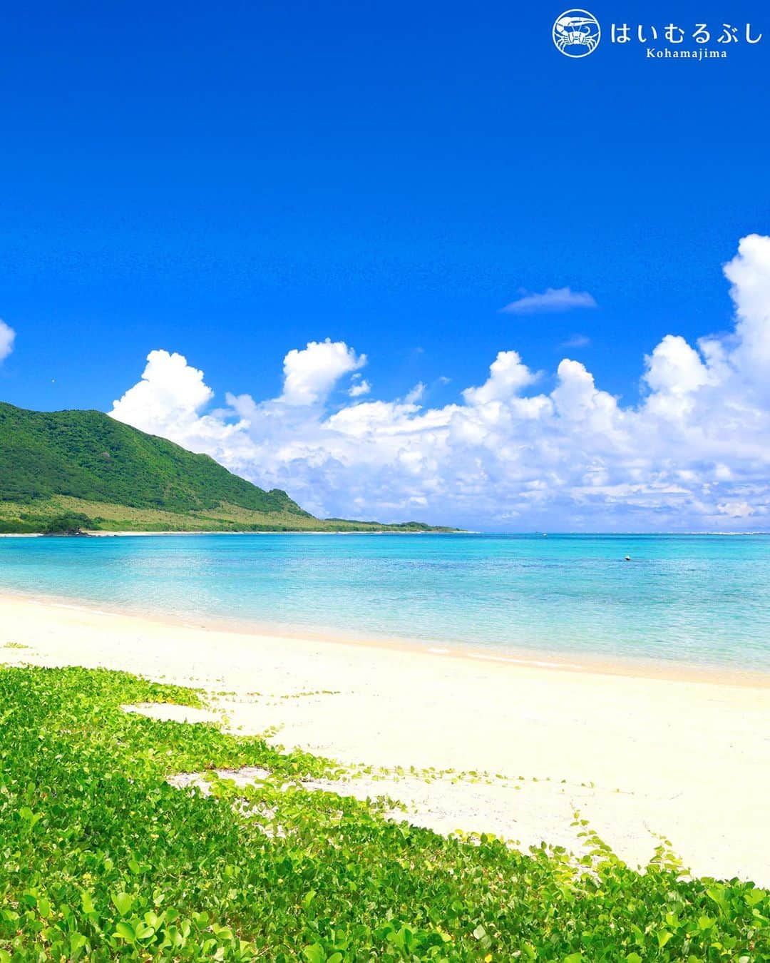 HAIMURUBUSHI はいむるぶしのインスタグラム：「小浜島・はいむるぶしから癒しの風景をお届けします。 八重山の島々には心に染み入る美しい景色が多々点在しています。 都会での生活で疲れた心と体を癒しにお越しください。 心地よい海風、波音などの自然からの恵みに心が安らぎます。 #沖縄 #八重山諸島 #離島 #海 #砂浜 #景色 #旅行 #夏 #石垣島 #小浜島 #リゾート #ホテル #はいむるぶし  #japan #okinawa #island #blue #sea #beach #beautiful #scenery #summer #travelphotography #resort #hotel #haimurubushi」