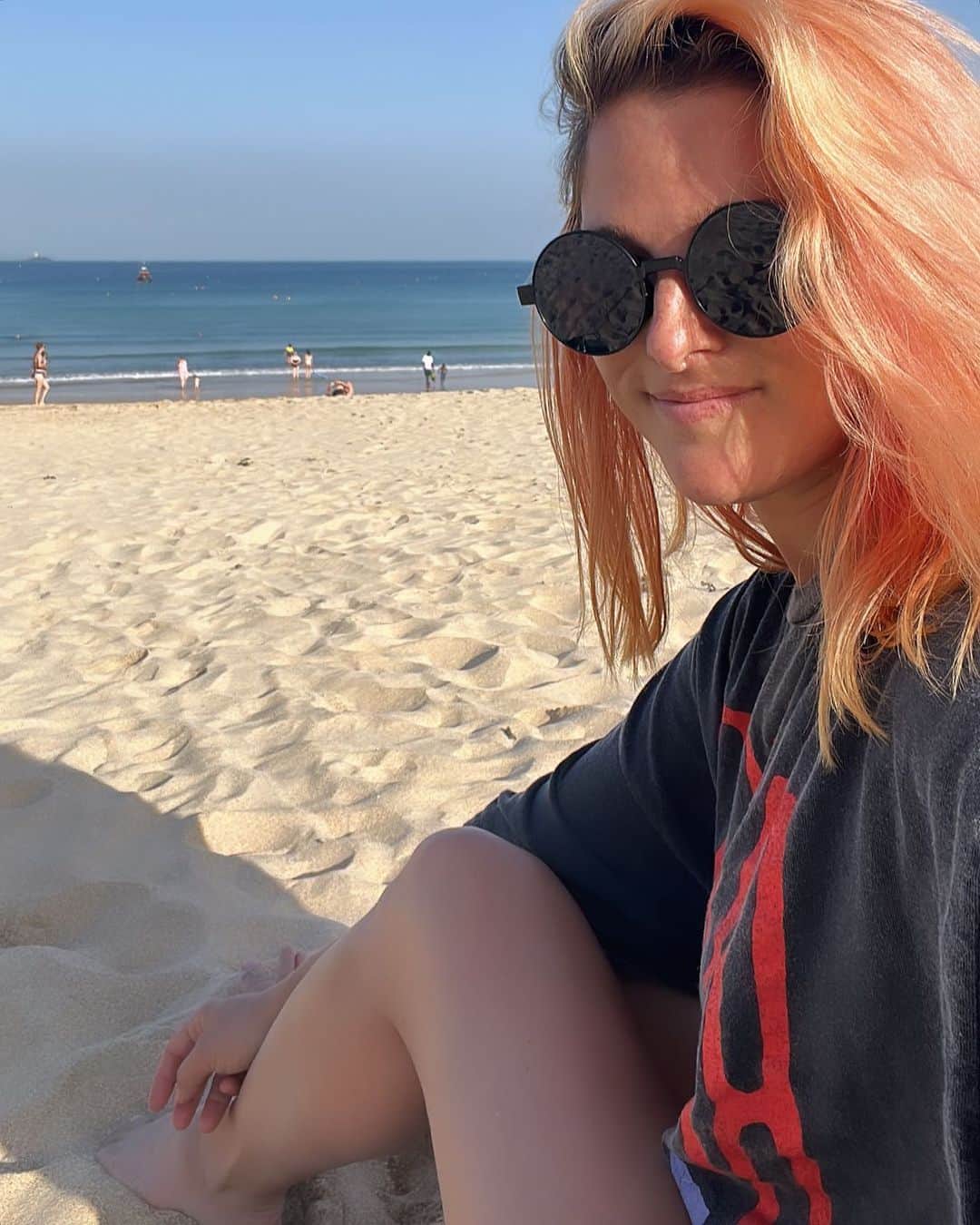 キャサディー・ポープのインスタグラム：「Cornwall 😎」