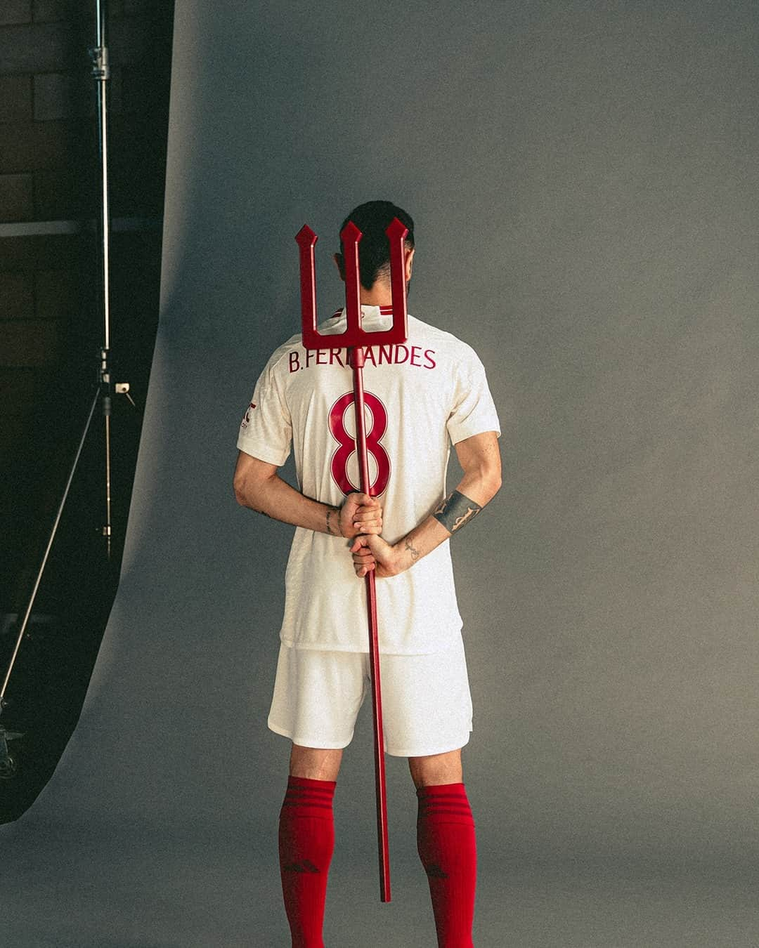 マンチェスター・ユナイテッドさんのインスタグラム写真 - (マンチェスター・ユナイテッドInstagram)「Our captain 🔴🔱  #MUFC #ManUtd #BrunoFernandes」9月13日 2時46分 - manchesterunited